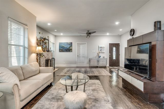 4307A Vandelia Street, Dallas, TX 75219