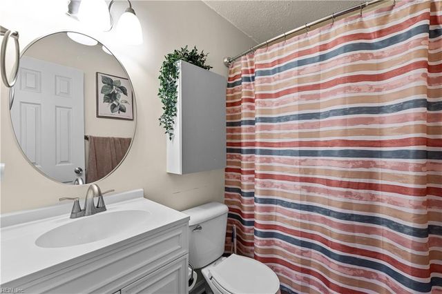 4805 Fountain Hall DR, Virginia Beach, VA 23464