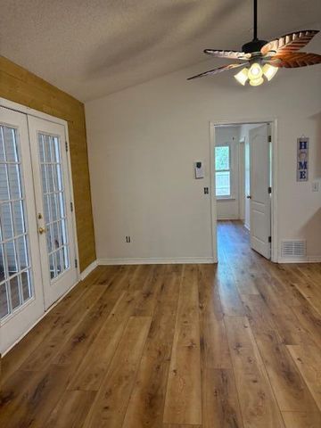 1833 Eagle Lane, Navarre, FL 32566