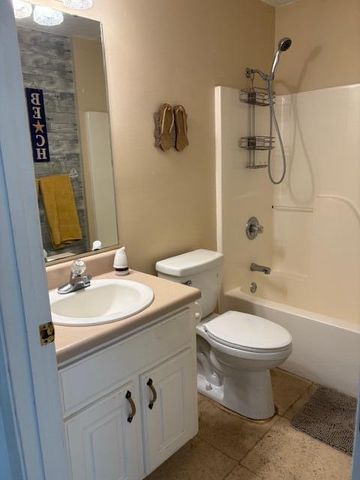 1833 Eagle Lane, Navarre, FL 32566