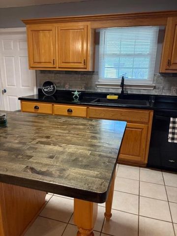 1833 Eagle Lane, Navarre, FL 32566