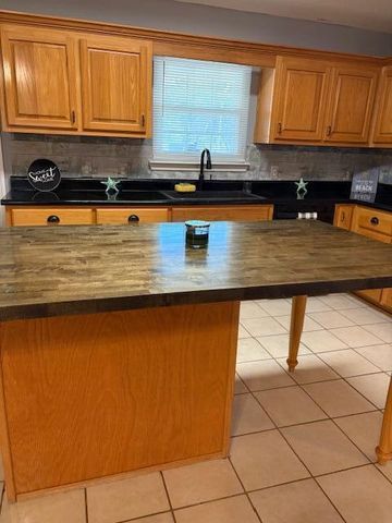 1833 Eagle Lane, Navarre, FL 32566