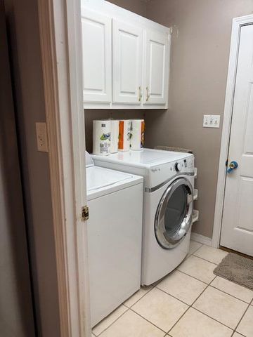 1833 Eagle Lane, Navarre, FL 32566