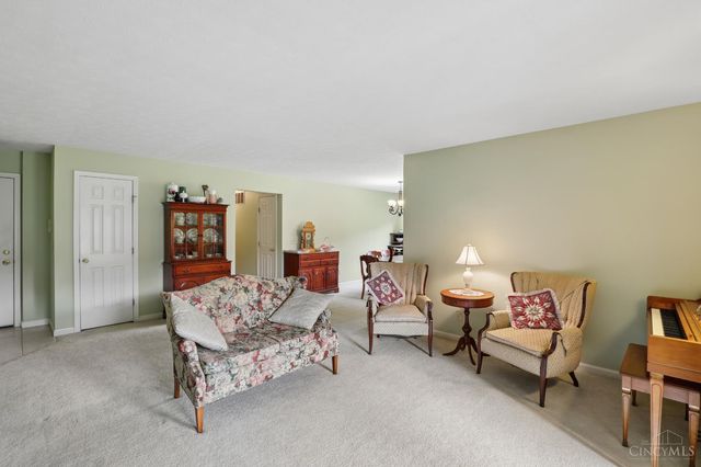 3371 Diehl Road, Cincinnati, OH 45211