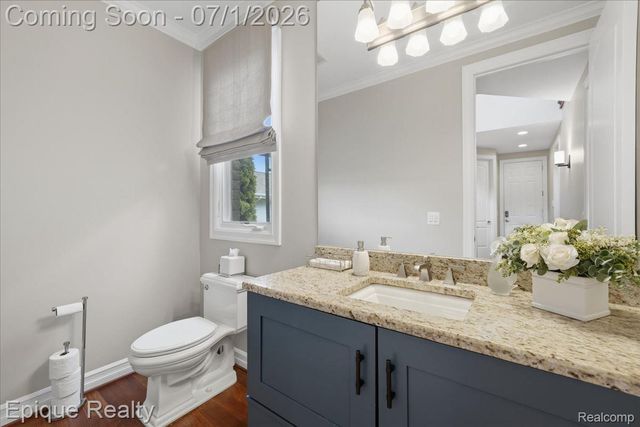 4312 Sashabaw Road, Waterford Charter Township, MI 48329