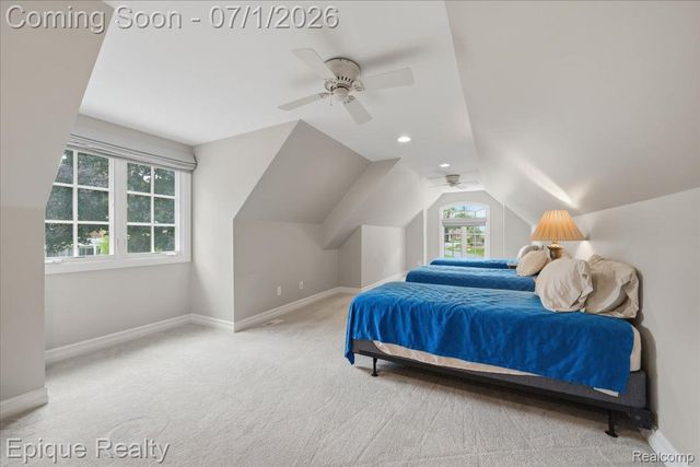 4312 Sashabaw Road, Waterford Charter Township, MI 48329