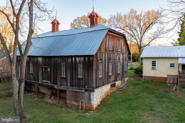 311 GRAND AVE, Front Royal, VA 22630