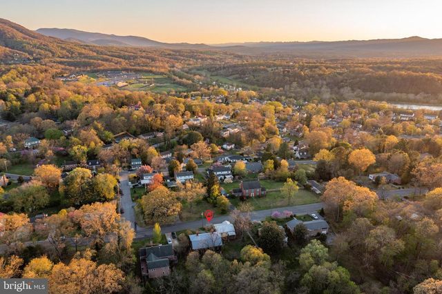 311 GRAND AVE, Front Royal, VA 22630
