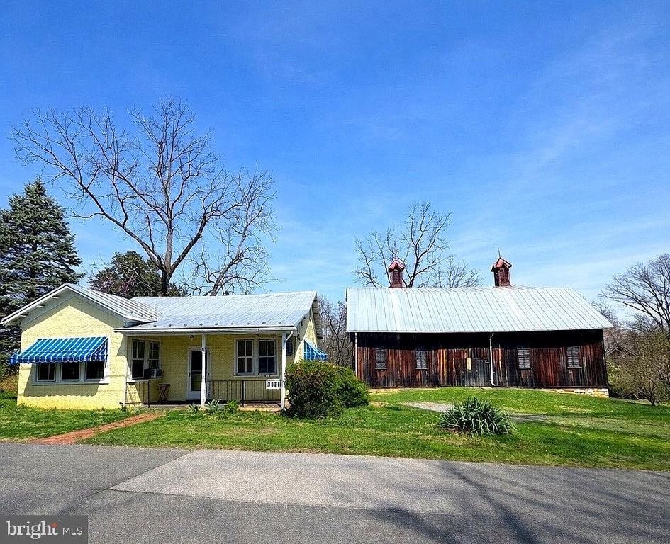 311 GRAND AVE, Front Royal, VA 22630
