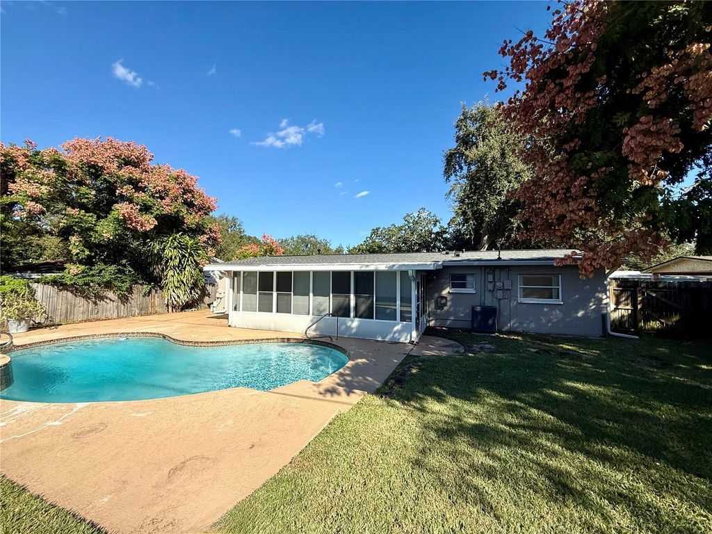 Image 32 of property listing at 2221 CATAWBA DRIVE, Cocoa, FL 32926