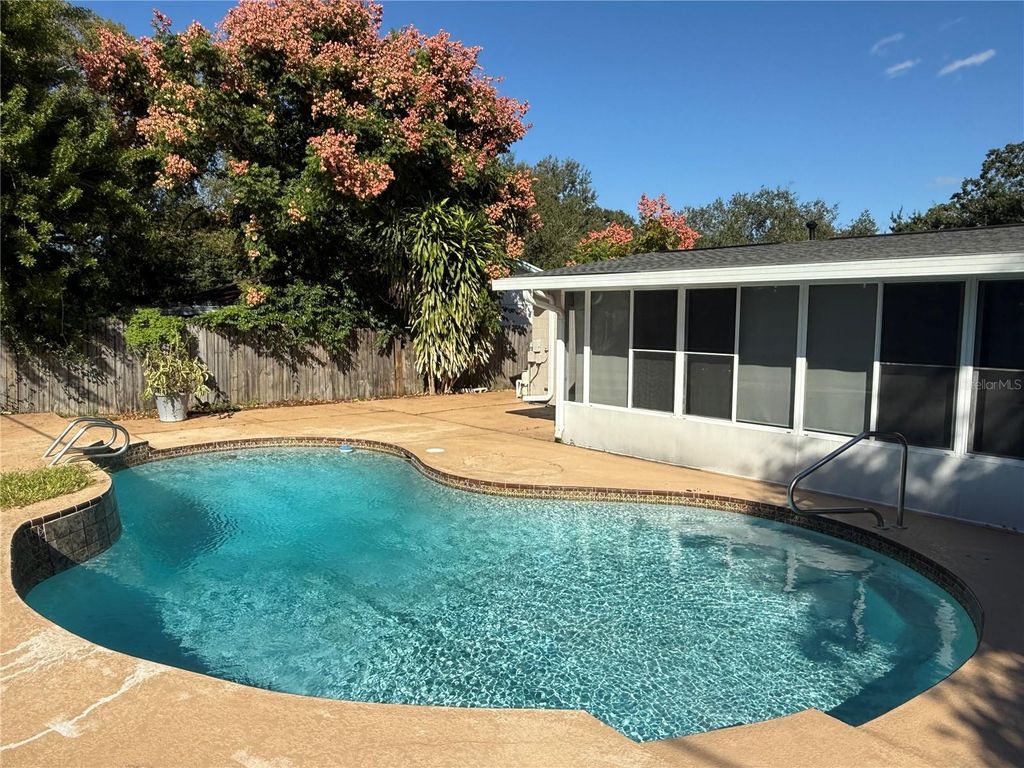 Image 34 of property listing at 2221 CATAWBA DRIVE, Cocoa, FL 32926