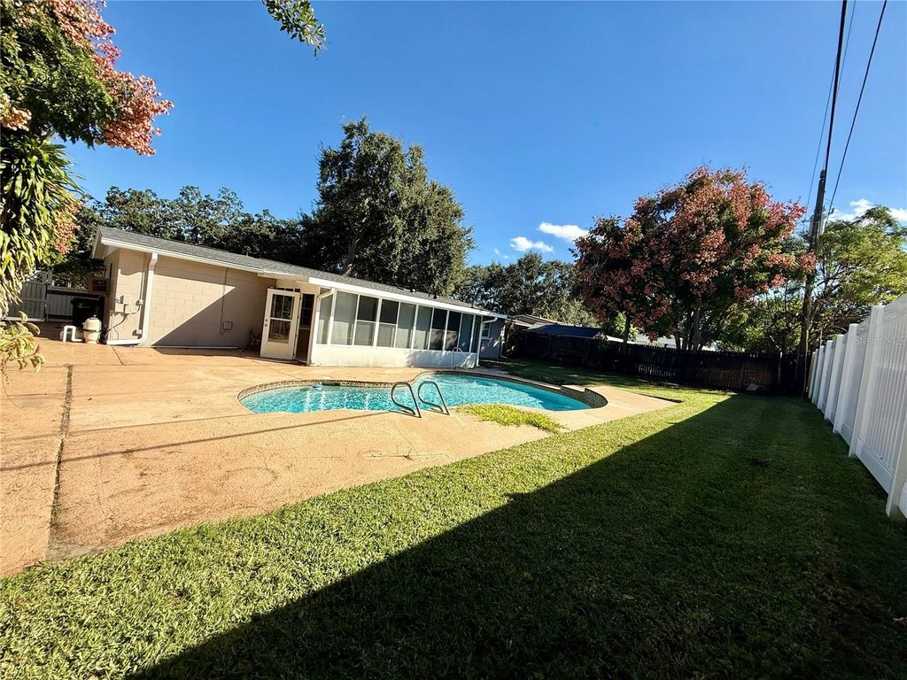 Image 35 of property listing at 2221 CATAWBA DRIVE, Cocoa, FL 32926