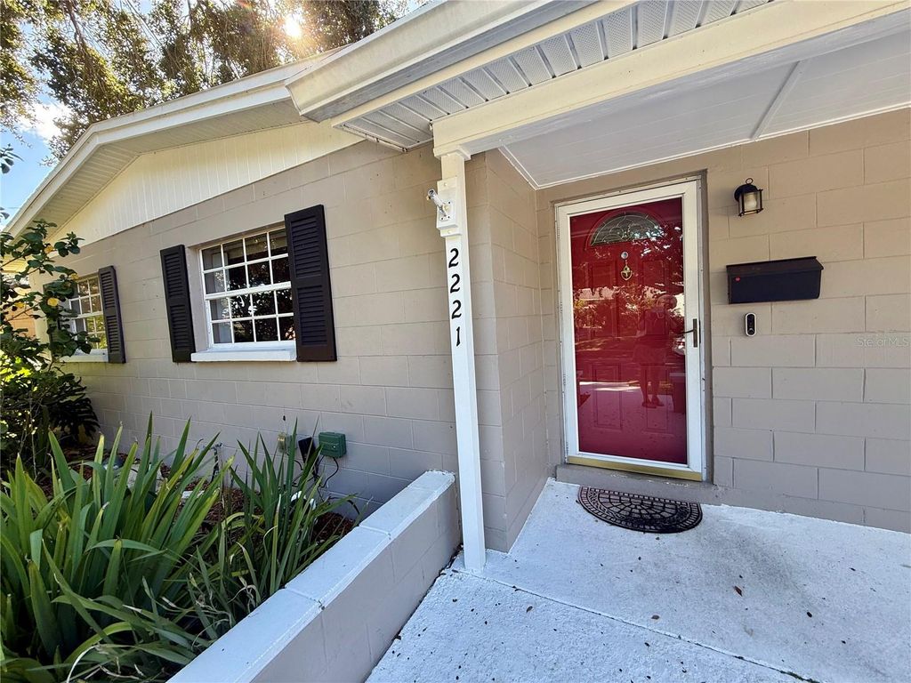 Image 7 of property listing at 2221 CATAWBA DRIVE, Cocoa, FL 32926