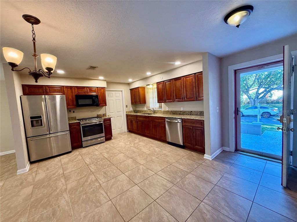 Image 8 of property listing at 2221 CATAWBA DRIVE, Cocoa, FL 32926