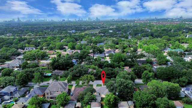 3419 Norris Drive, Houston, TX 77025