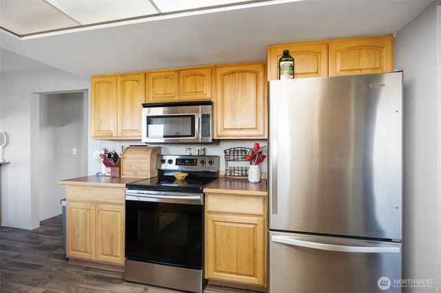 55790 NE Lakeridge Lane, Electric City, WA 99123