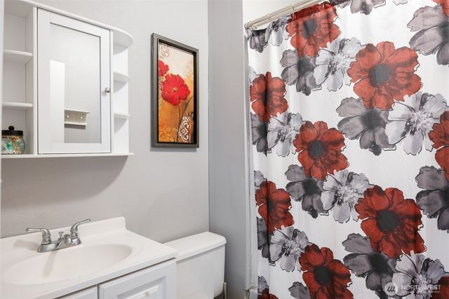 55790 NE Lakeridge Lane, Electric City, WA 99123