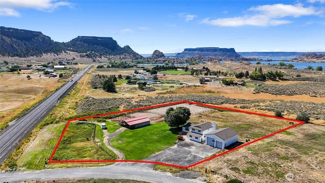 55790 NE Lakeridge Lane, Electric City, WA 99123