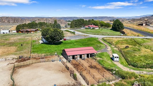 55790 NE Lakeridge Lane, Electric City, WA 99123