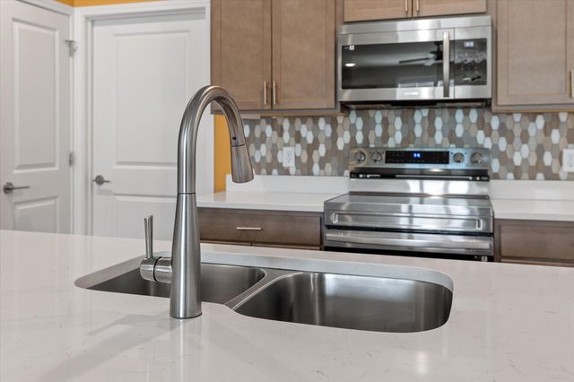 8876 James Creek Drive, Ooltewah, TN 37363