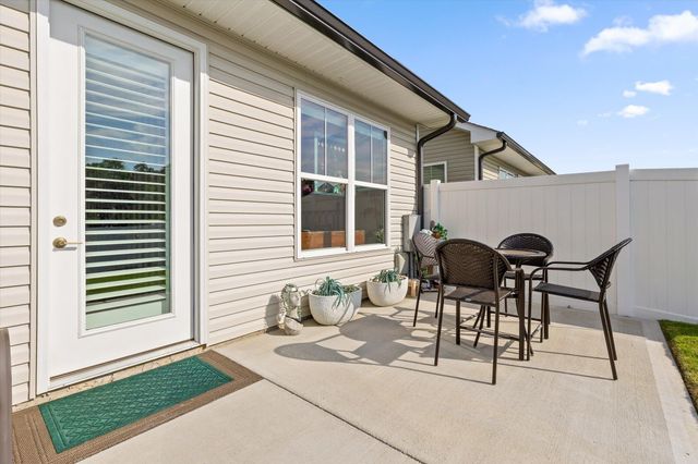 8876 James Creek Drive, Ooltewah, TN 37363