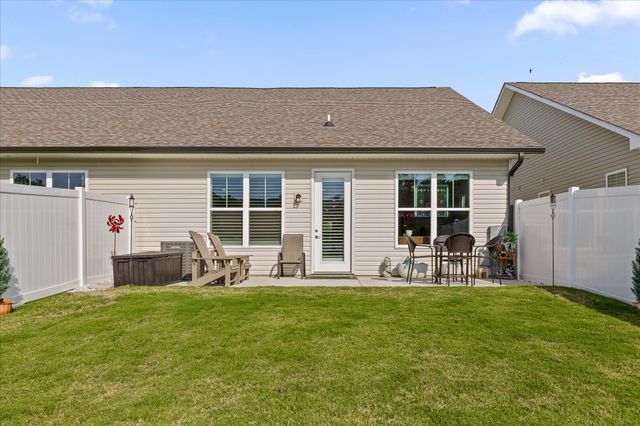 8876 James Creek Drive, Ooltewah, TN 37363