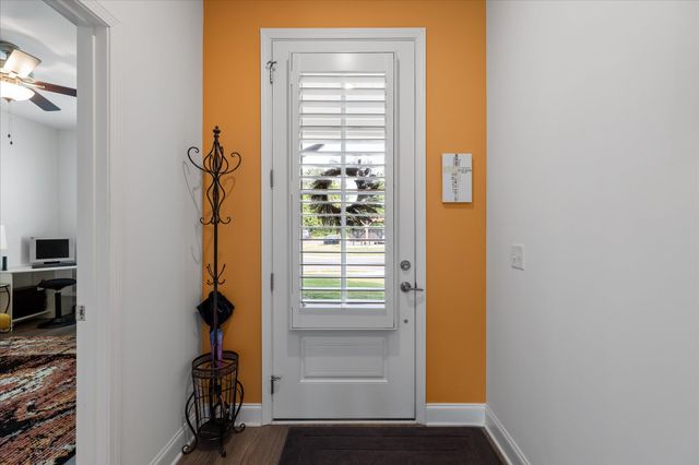 8876 James Creek Drive, Ooltewah, TN 37363