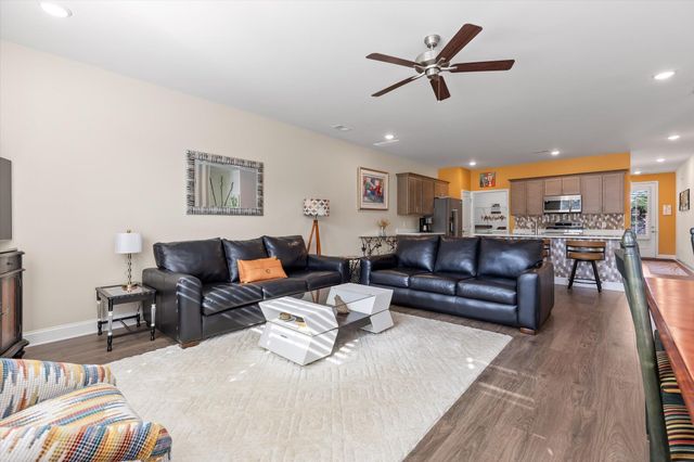 8876 James Creek Drive, Ooltewah, TN 37363