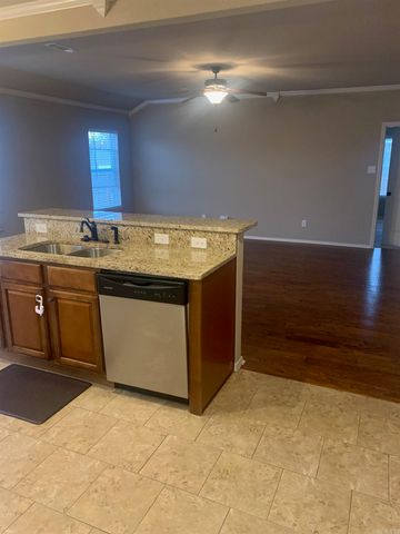 4610 Bedrock, Jonesboro, AR 72404