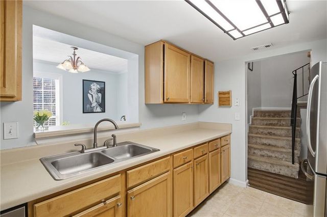 3665 Essex Avenue 28, Atlanta, GA 30339