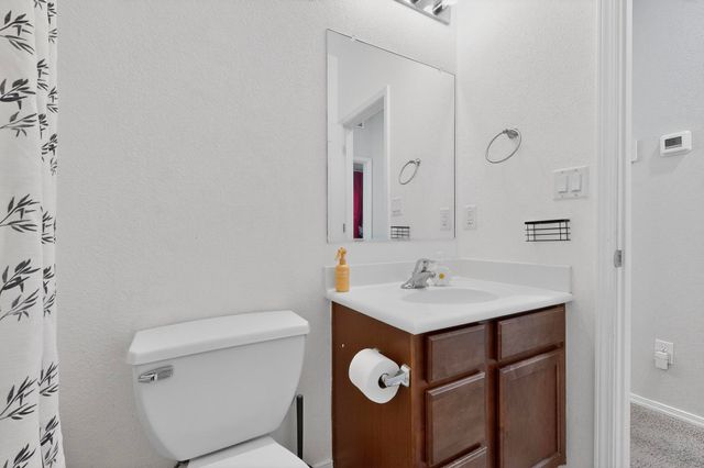 9832 Sacate Blanco Avenue SW, Albuquerque, NM 87121