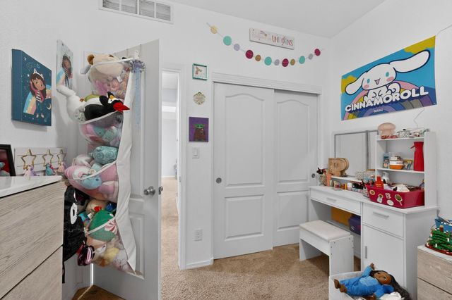 9832 Sacate Blanco Avenue SW, Albuquerque, NM 87121