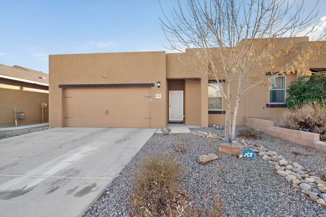 9832 Sacate Blanco Avenue SW, Albuquerque, NM 87121