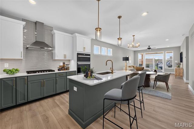 729 Barnwood Hill Drive, O'fallon, MO 63385