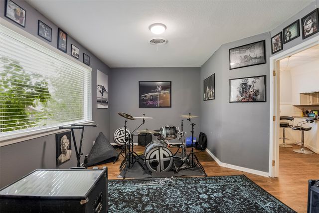 1200 Desiree Lane, Hurst, TX 76053