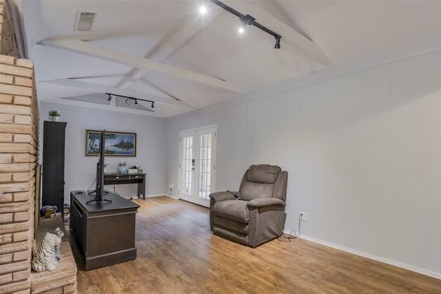 1200 Desiree Lane, Hurst, TX 76053