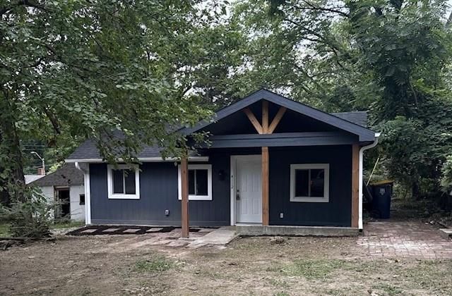 4112 N Mersington Avenue, Kansas City, MO 64117