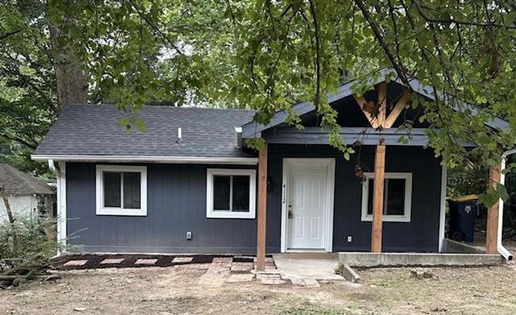 4112 N Mersington Avenue, Kansas City, MO 64117