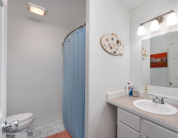 208 Show Place A, Belgrade, MT 59714