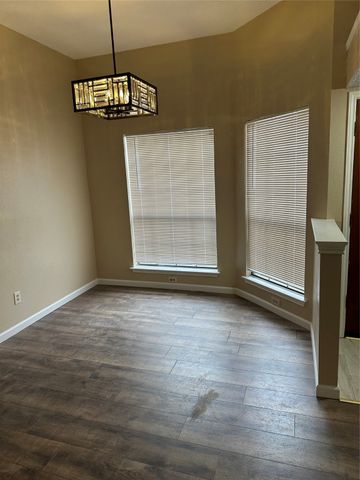 2112 Prairie Creek Trail, Garland, TX 75040