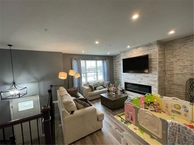 6504 Joliet Avenue S, Cottage Grove, MN 55016