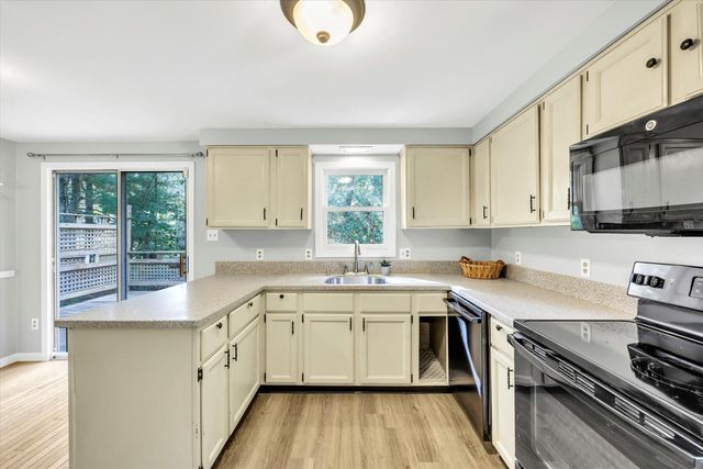 59 Oregon Road, Mashpee, MA 02649