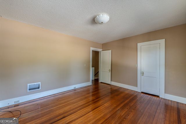 809 E 2nd Avenue SW, Rome, GA 30161
