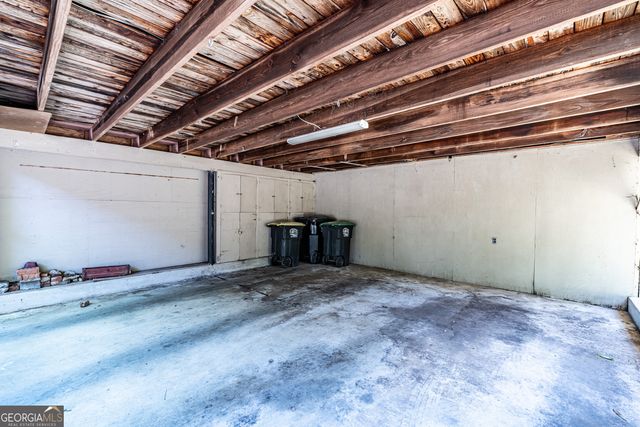 809 E 2nd Avenue SW, Rome, GA 30161