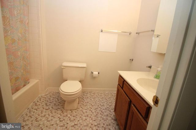 1012 WINFIELD CT, Lansdale, PA 19446