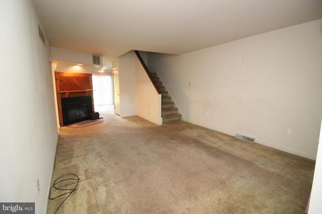 1012 WINFIELD CT, Lansdale, PA 19446