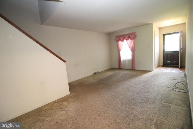 1012 WINFIELD CT, Lansdale, PA 19446