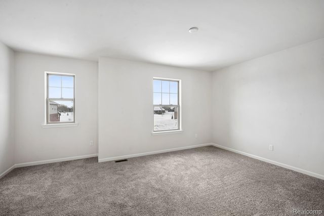 12033 Moore Lane, Washington Township, MI 48094