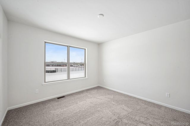 12033 Moore Lane, Washington Township, MI 48094