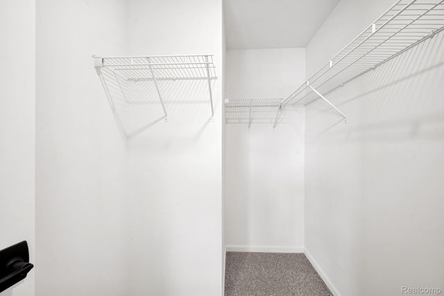 12033 Moore Lane, Washington Township, MI 48094